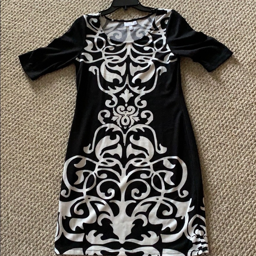 Black and white dress